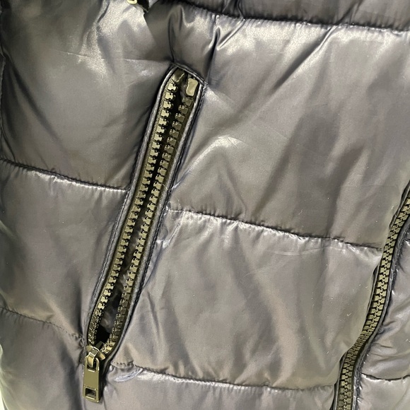 Calvin Klein Puffer Jacket - Picture 4 of 6